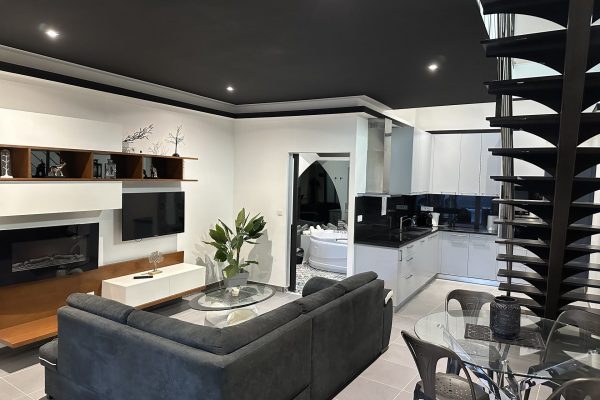 loft-jacuzzi-privatif-lyon-love-room-borabora-1 loft-jacuzzi-privatif-lyon-love-room-borabora-1